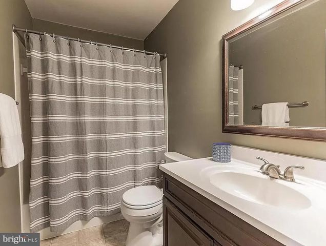 605 SHROPSHIRE DR, West Chester, PA 19382