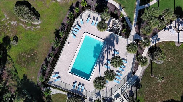 1919 Olde Middle Gulf DR 106, Sanibel, FL 33957