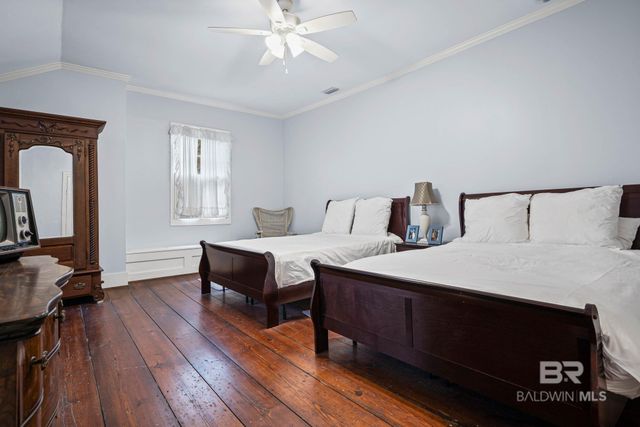 23561 Main Street, Fairhope, AL 36532