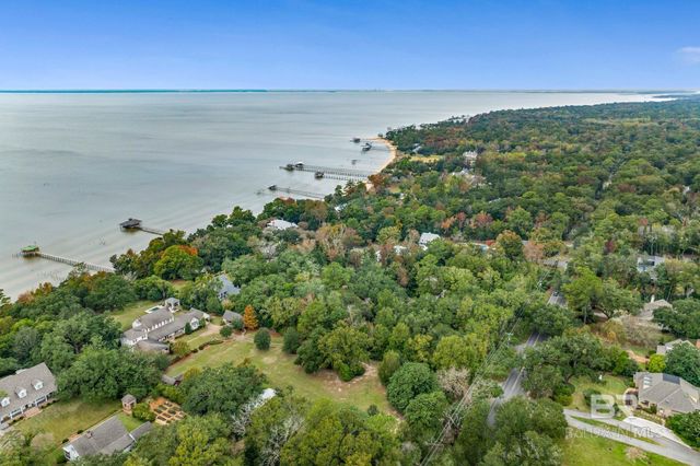 23561 Main Street, Fairhope, AL 36532