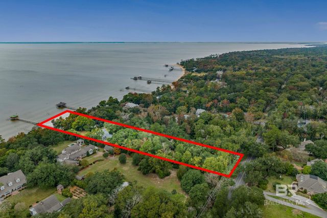 23561 Main Street, Fairhope, AL 36532