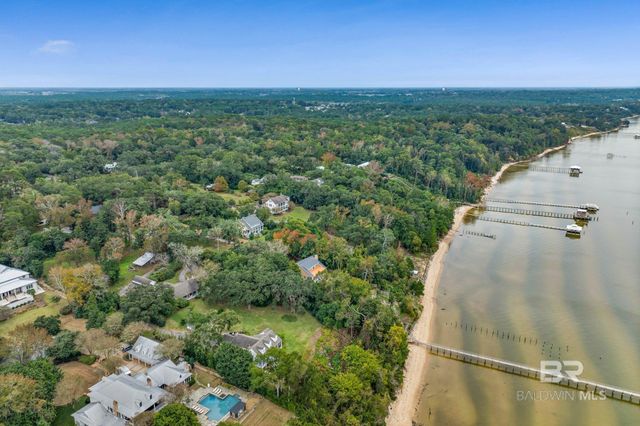 23561 Main Street, Fairhope, AL 36532