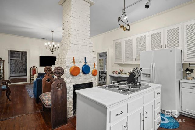 23561 Main Street, Fairhope, AL 36532