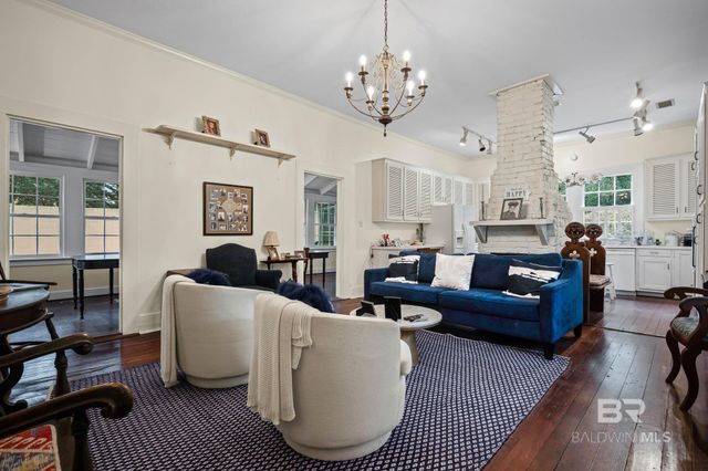 23561 Main Street, Fairhope, AL 36532