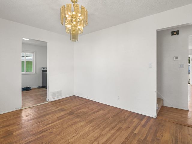 1637 E Longfellow Ave, Spokane, WA 99207