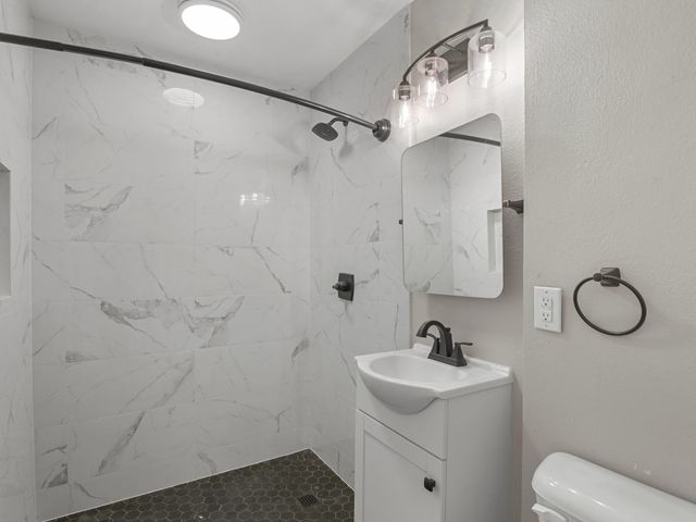 1637 E Longfellow Ave, Spokane, WA 99207