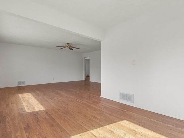 1637 E Longfellow Ave, Spokane, WA 99207