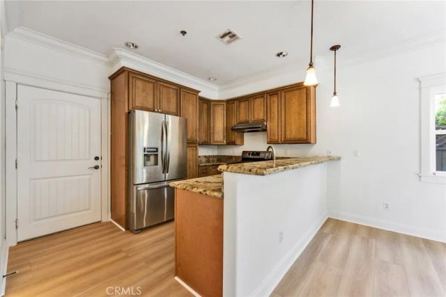 1590 Locust, Pasadena, CA 91106