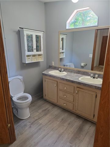 234 Forest Lane, Starr, SC 29684