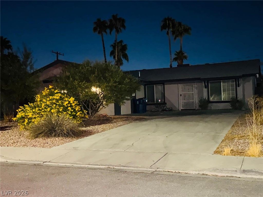 3876 Maryland Avenue, Las Vegas, NV 89121 — exterior