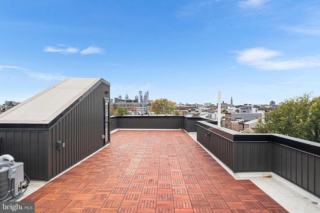 1242 E OXFORD ST, Philadelphia, PA 19125