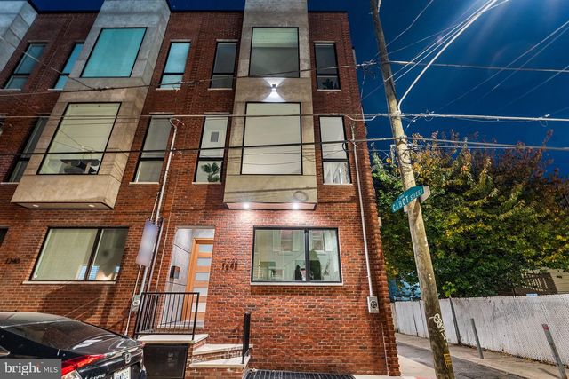 1242 E OXFORD ST, Philadelphia, PA 19125