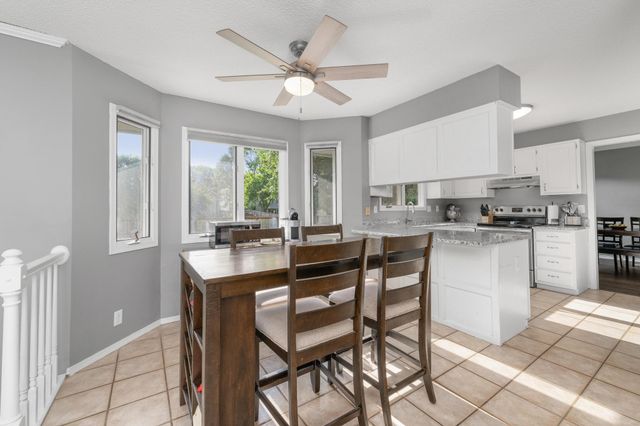 2323 N Stoneybrook Ct, Wichita, KS 67226