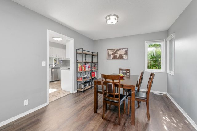 2323 N Stoneybrook Ct, Wichita, KS 67226