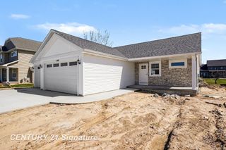 4466 E Lakecress Drive, Saginaw, MI 48603