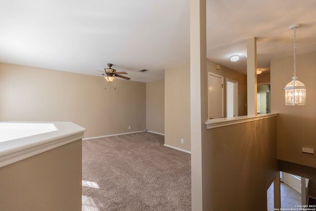 8911 GREEN TEE, Selma, TX 78154