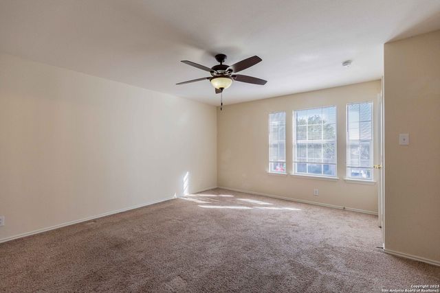 8911 GREEN TEE, Selma, TX 78154