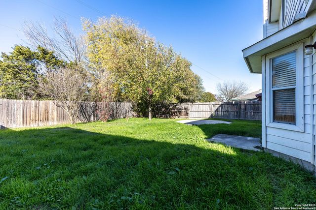 8911 GREEN TEE, Selma, TX 78154