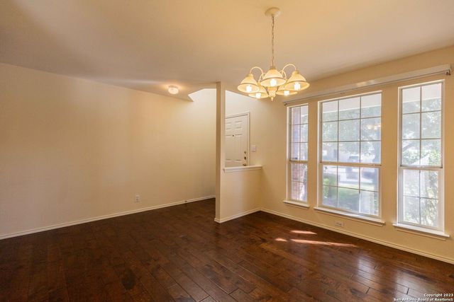 8911 GREEN TEE, Selma, TX 78154