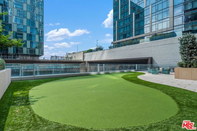 877 Francisco Street 728, Los Angeles, CA 90017