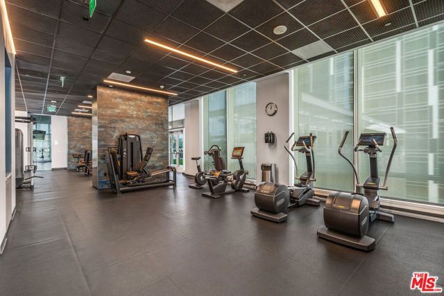 877 Francisco Street 728, Los Angeles, CA 90017