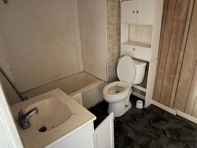 706 Westmead St A & B, Dothan, AL 36301