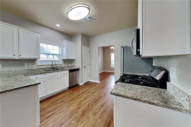 6430 Queensdale Drive, Douglasville, GA 30135