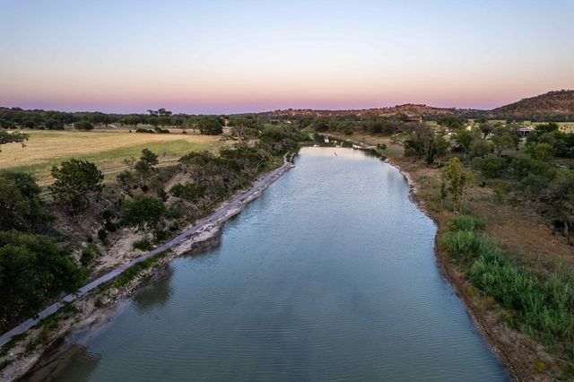 255 Lower Turtle Creek Rd, Kerrville, TX 78028