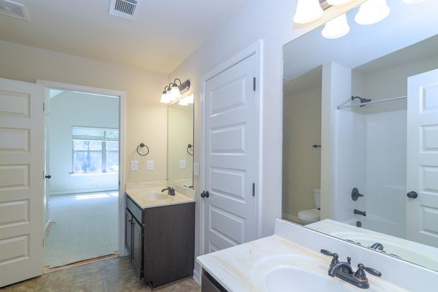 604 Delany Court, Boiling Springs, SC 29316