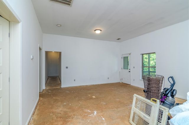604 Delany Court, Boiling Springs, SC 29316