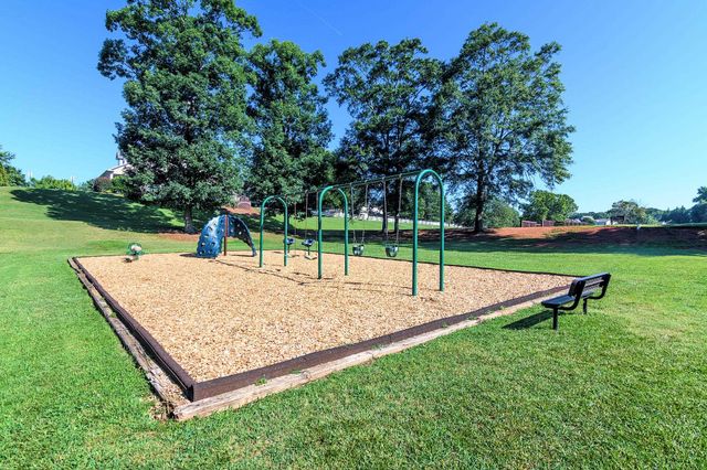 604 Delany Court, Boiling Springs, SC 29316