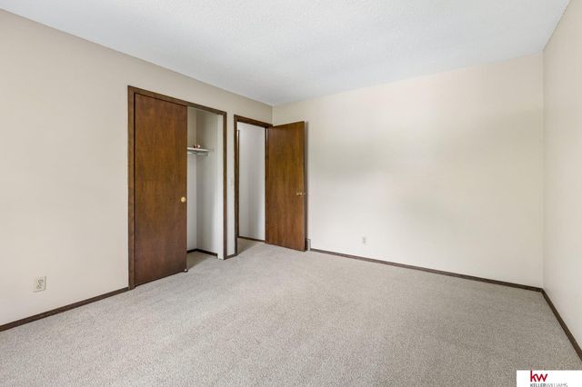 402 Kountze Memorial Drive, Bellevue, NE 68005