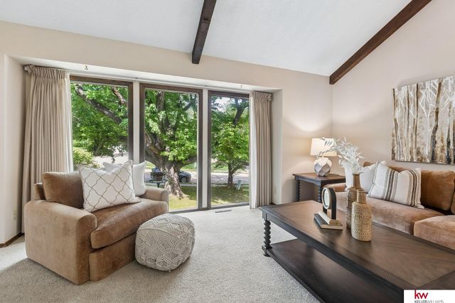 402 Kountze Memorial Drive, Bellevue, NE 68005