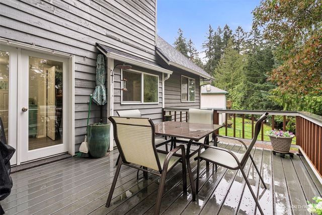 6014 207th Avenue E, Bonney Lake, WA 98391