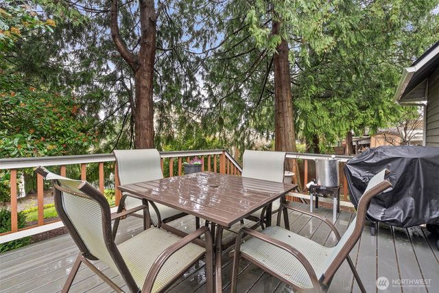 6014 207th Avenue E, Bonney Lake, WA 98391