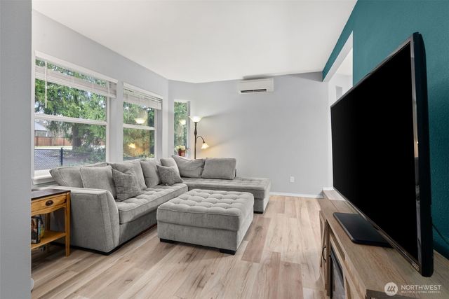 6014 207th Avenue E, Bonney Lake, WA 98391