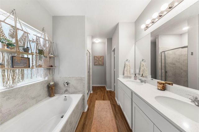 229 Majestic Cedar DR, Liberty Hill, TX 78642