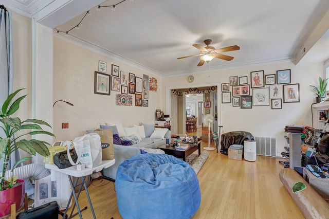 4621 N Lawndale Avenue, Chicago, IL 60625
