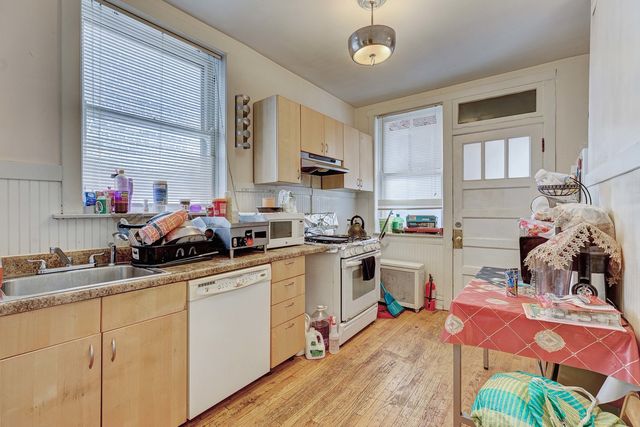 4621 N Lawndale Avenue, Chicago, IL 60625