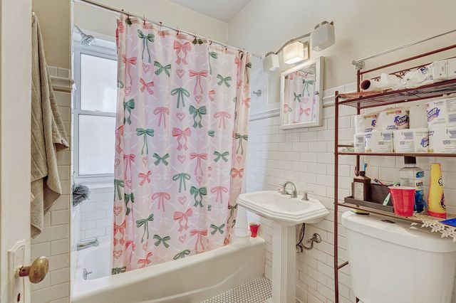 4621 N Lawndale Avenue, Chicago, IL 60625