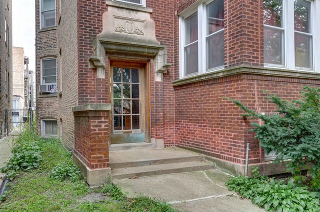 4621 N Lawndale Avenue, Chicago, IL 60625
