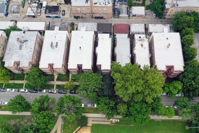 4621 N Lawndale Avenue, Chicago, IL 60625