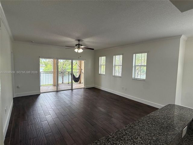 2442 Centergate Dr 206, Miramar, FL 33025
