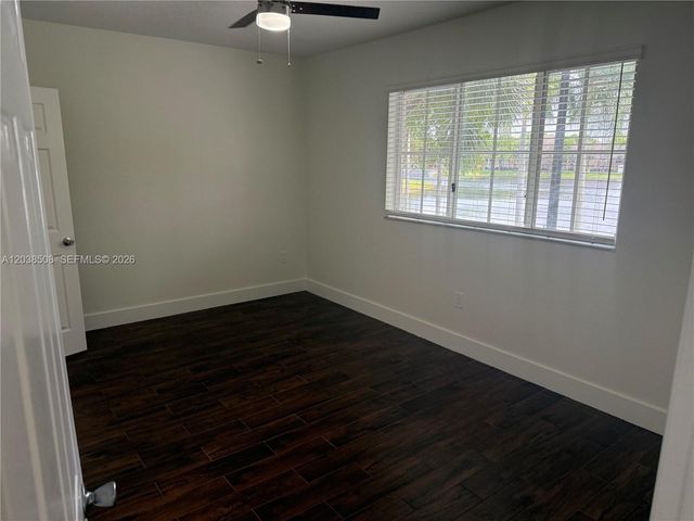 2442 Centergate Dr 206, Miramar, FL 33025