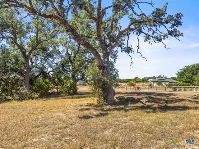 1043 Long Hollow, Canyon Lake, TX 78133