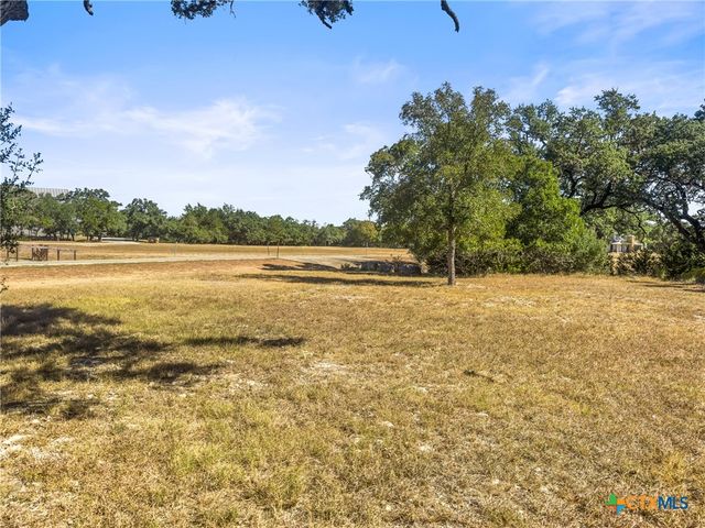 1043 Long Hollow, Canyon Lake, TX 78133
