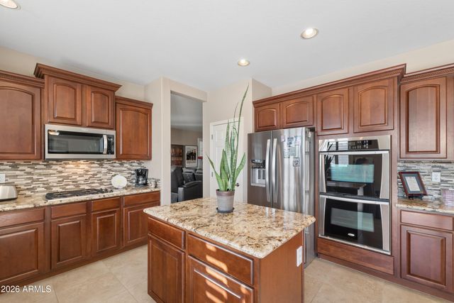18159 W BUCKHORN Drive, Goodyear, AZ 85338