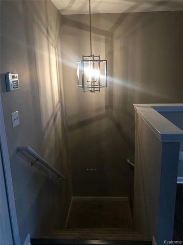 26210 Chesapeake Circle, Walled Lake, MI 48390