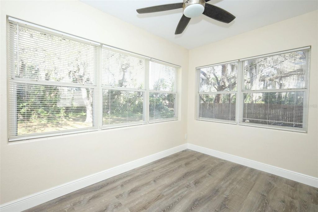Image 17 of property listing at 5313 BONNIE BRAE CIRCLE, Orlando, FL 32808