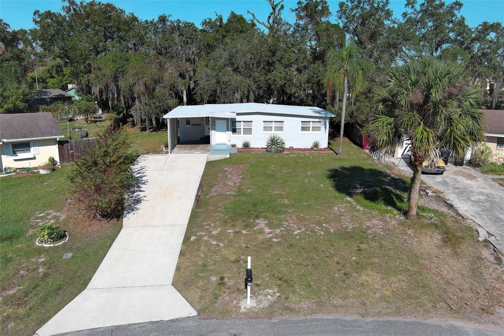 Image 37 of property listing at 5313 BONNIE BRAE CIRCLE, Orlando, FL 32808